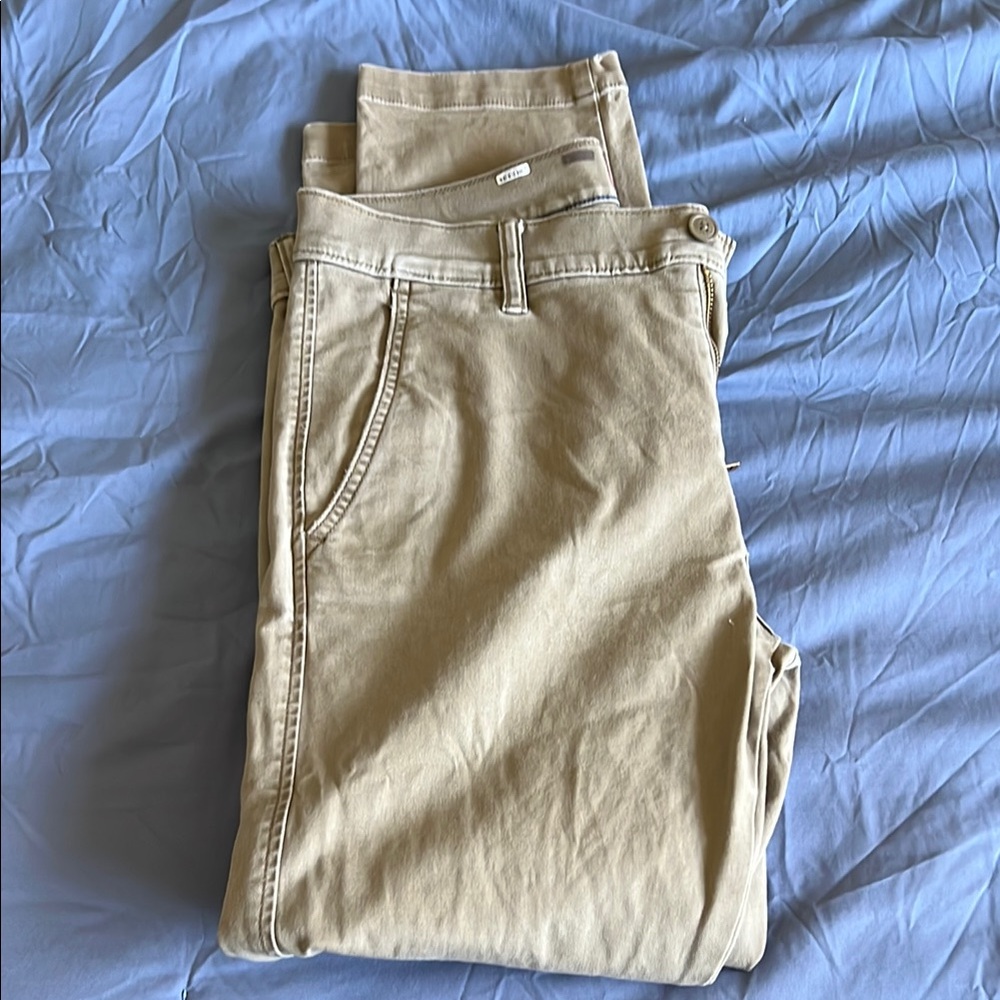 Levi’s Tan  Casual Pants